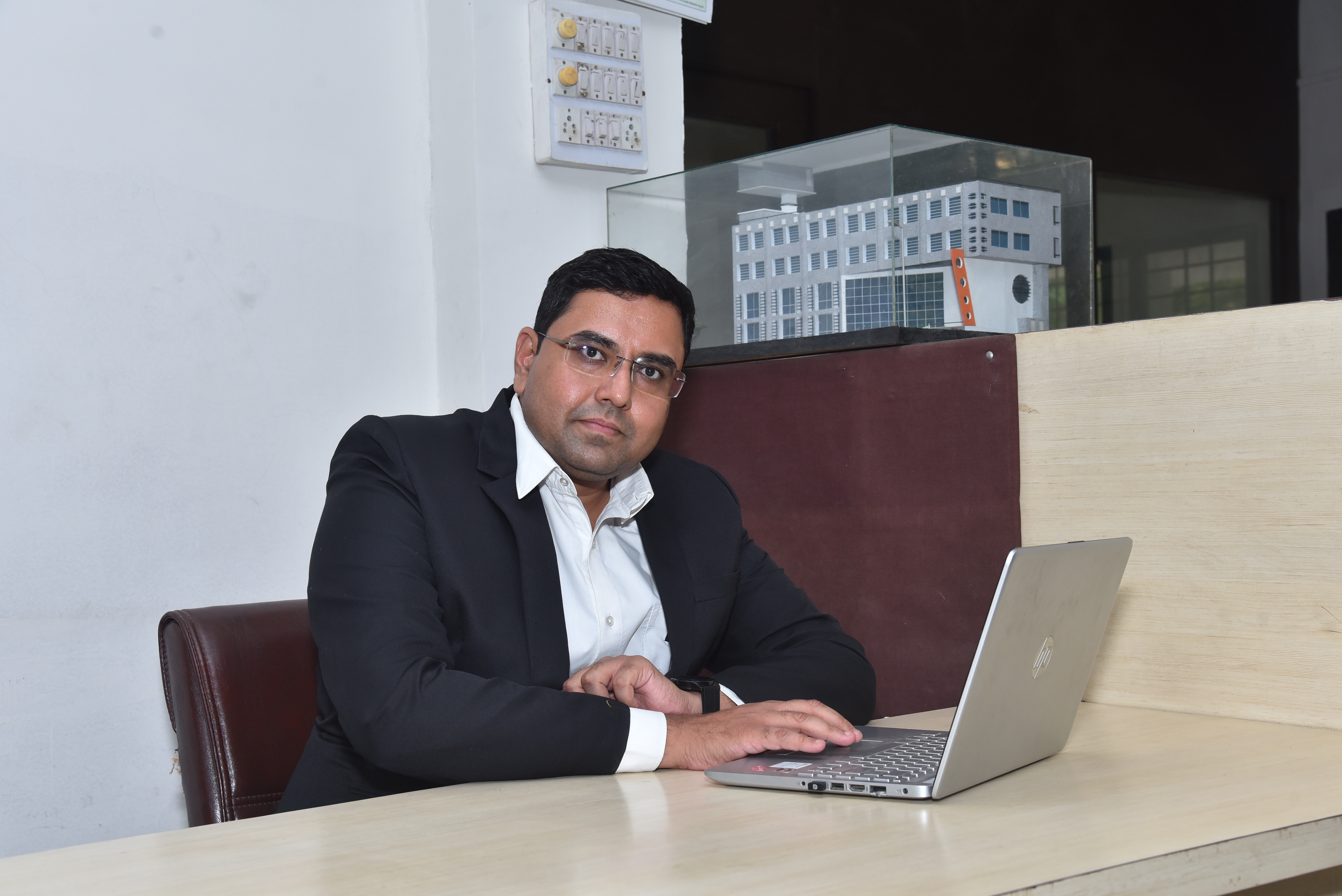 Dr. Pravin Khatkale